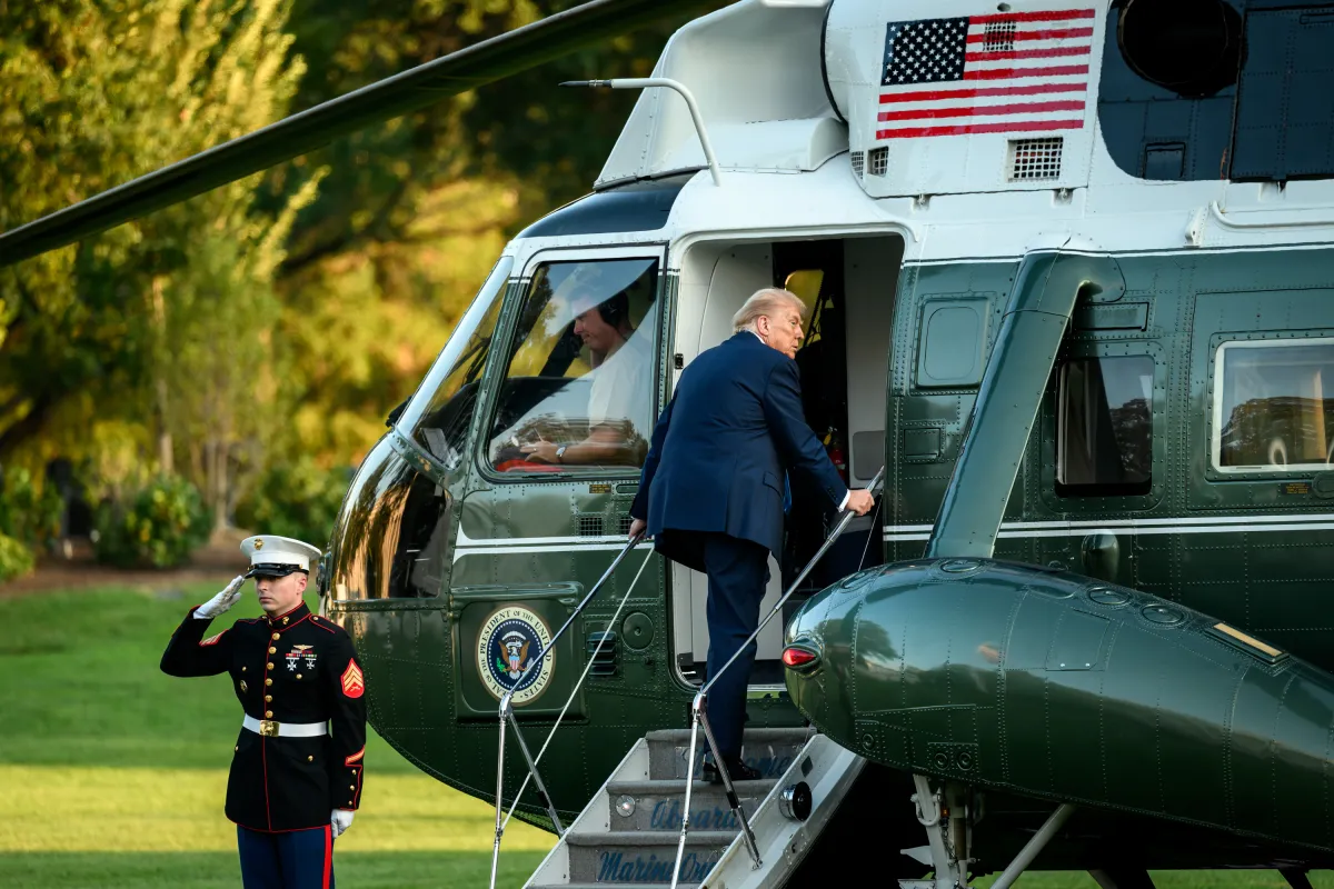 Trump ordena cerco a petroleiros da Venezuela e amplia pressão contra o regime de Maduro