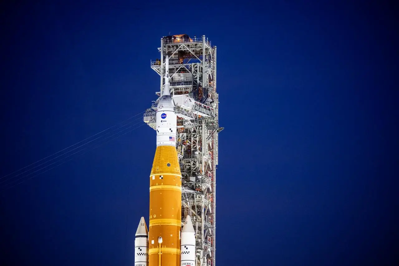 NASA inicia primeira missão tripulada à Lua em mais de 50 anos