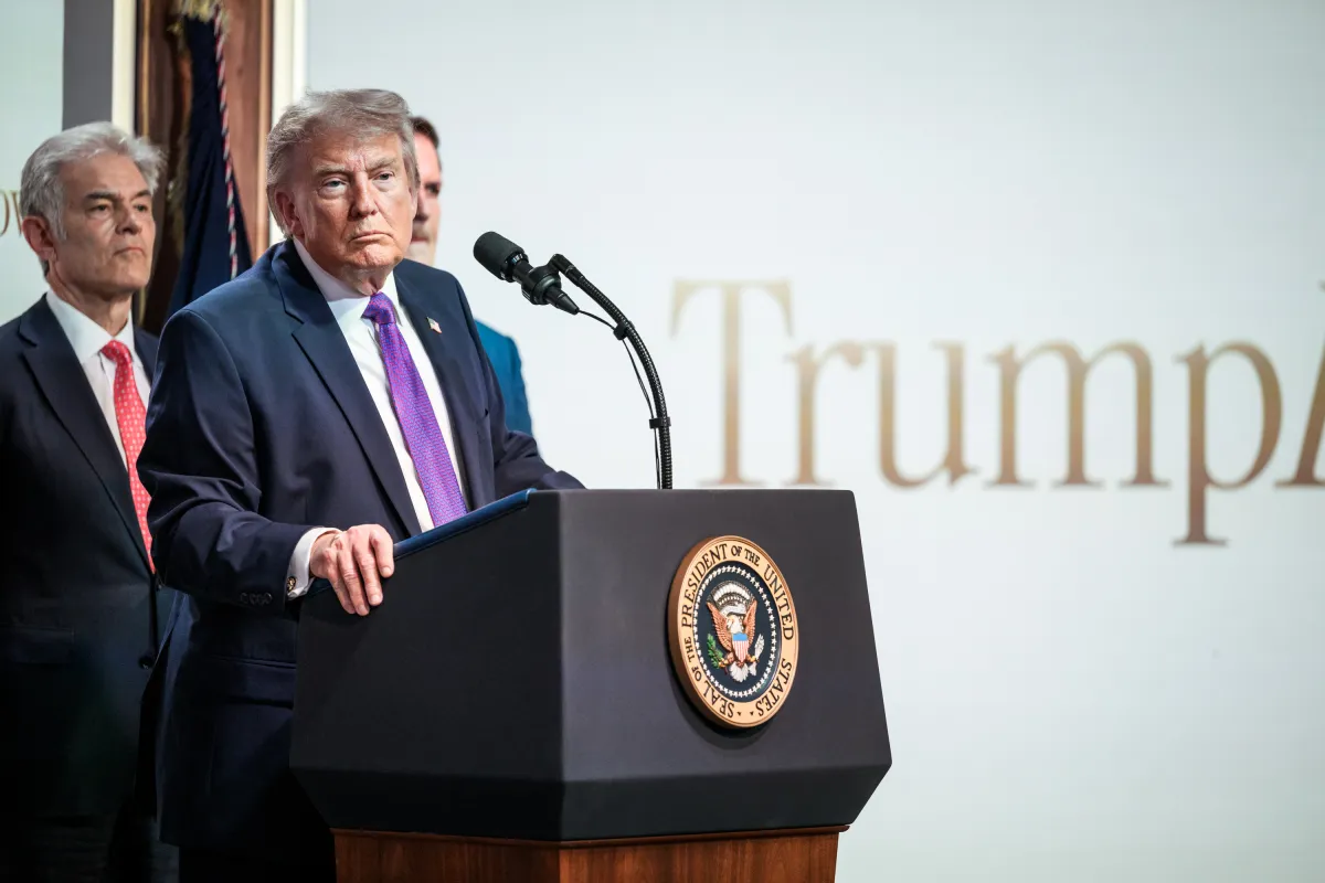 Senado dos EUA avança medida para limitar poderes de Trump na guerra contra o Irã