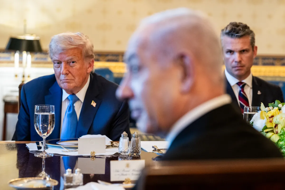 Israel e Irã trocam ataques pela primeira vez desde o cessar-fogo; Trump pede pausa e diz que negociações seguem