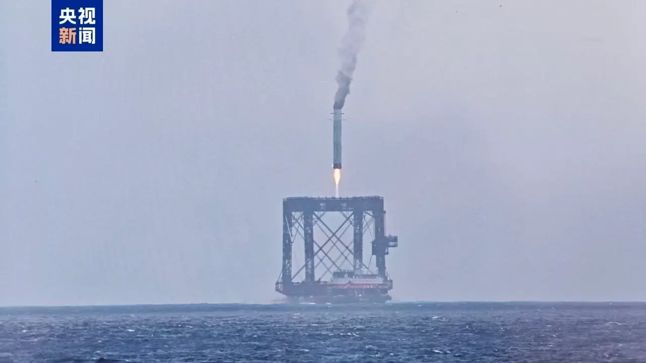 China captura foguete com rede no mar em teste de reutilização espacial