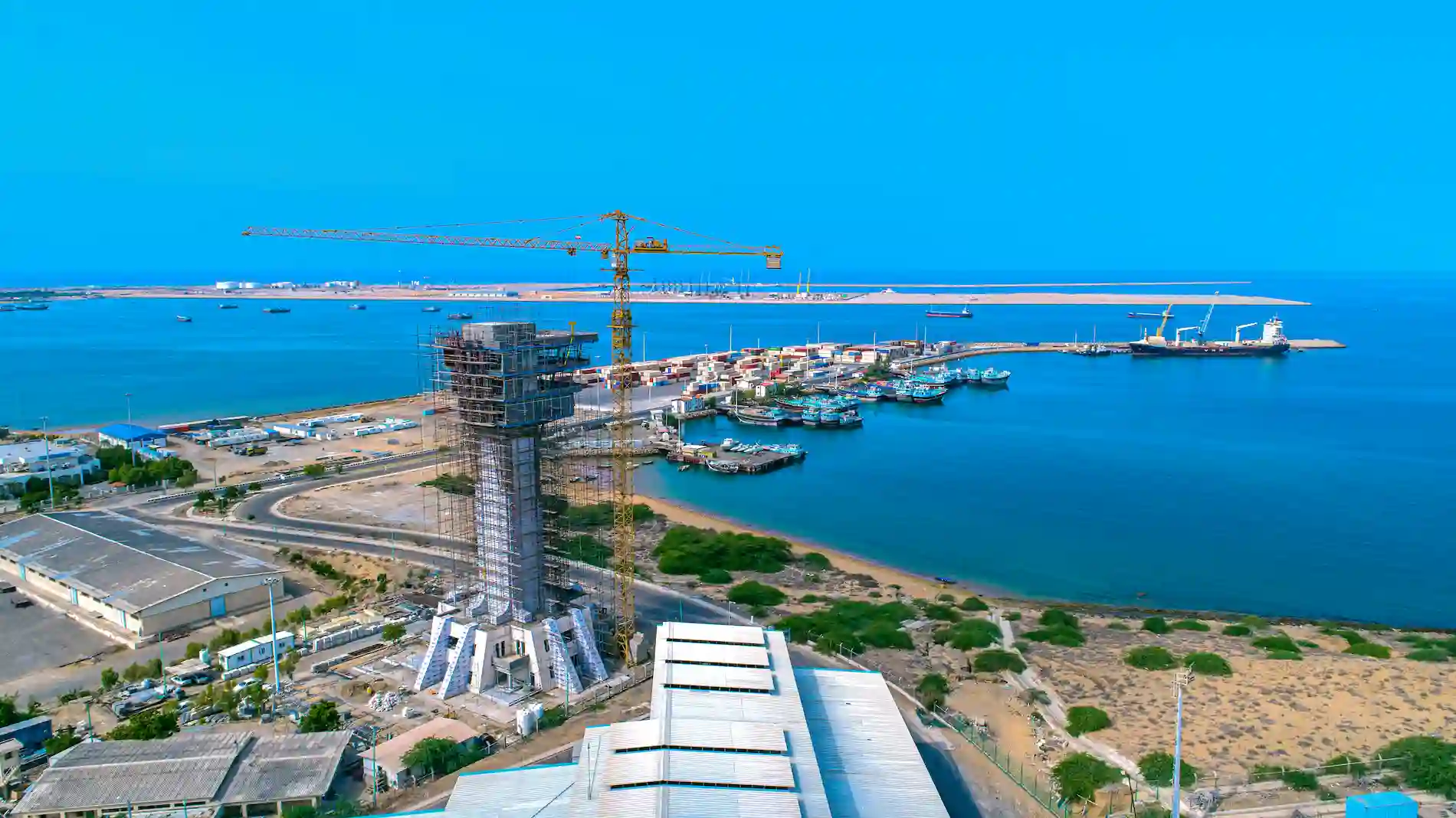 Torre marítima no Irã é atingida pela 2ª vez em uma semana