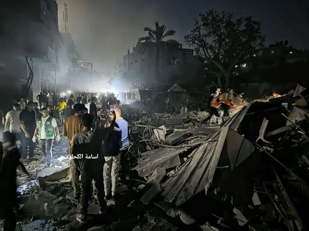 Ataque israelense destrói mesquita perto de acampamento em Gaza