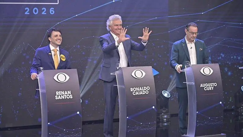 Renan Santos (Missão), Ronaldo Caiado (PSD) e Augusto Cury (Avante) em debate realizado pela Band, 23 de agosto de 2026.