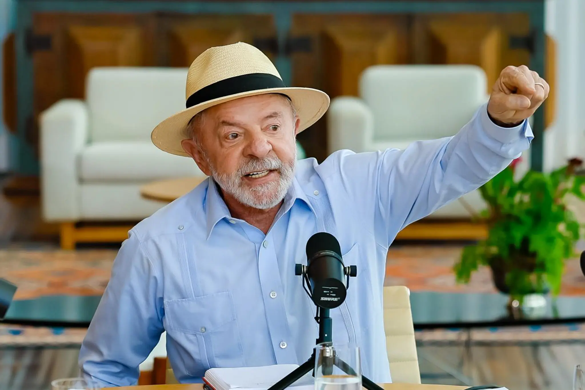 Lula pressiona pela 6x1; calendário vira obstáculo