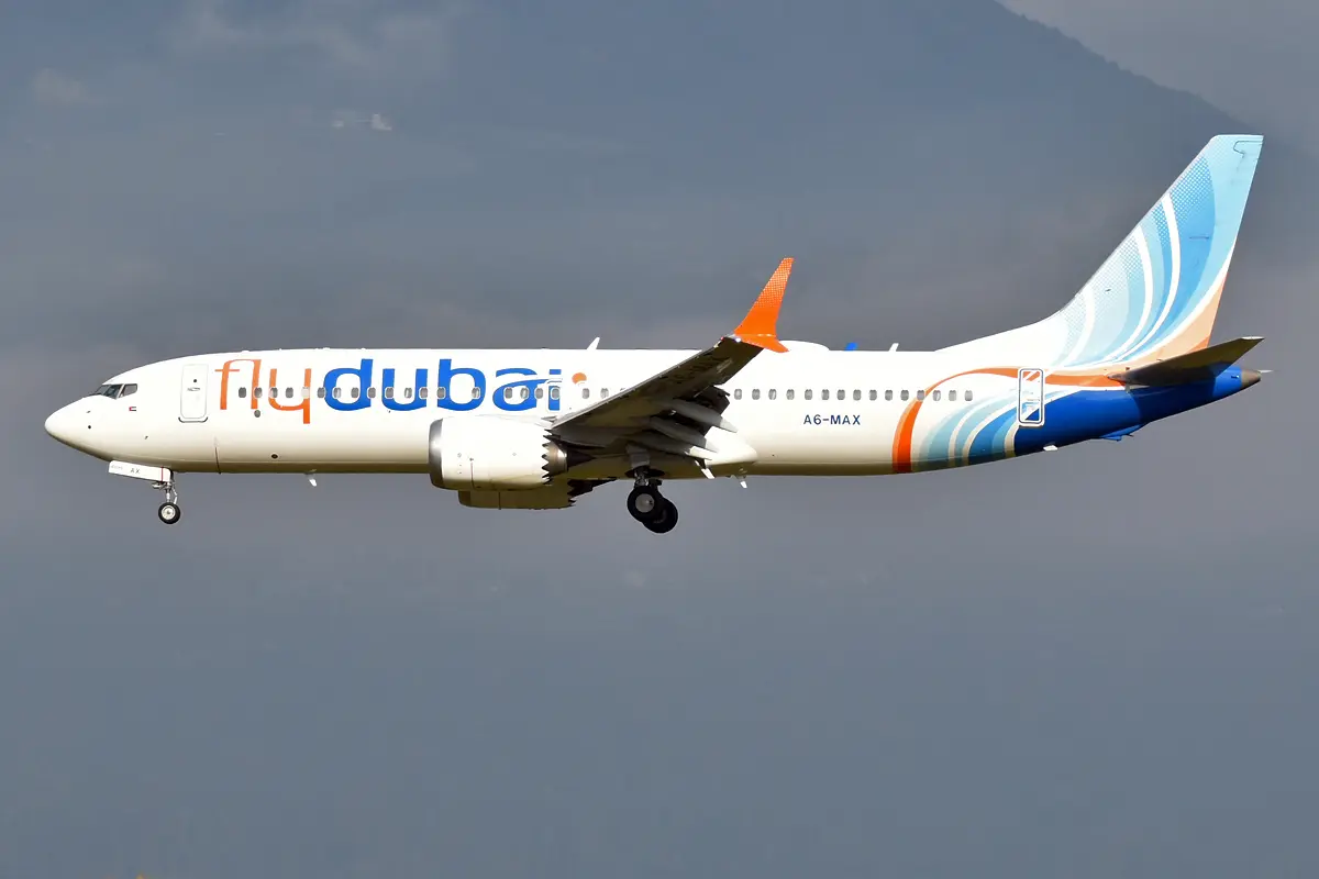 Boeing 737 MAX 8 da flydubai, do mesmo modelo usado no voo FZ1073.