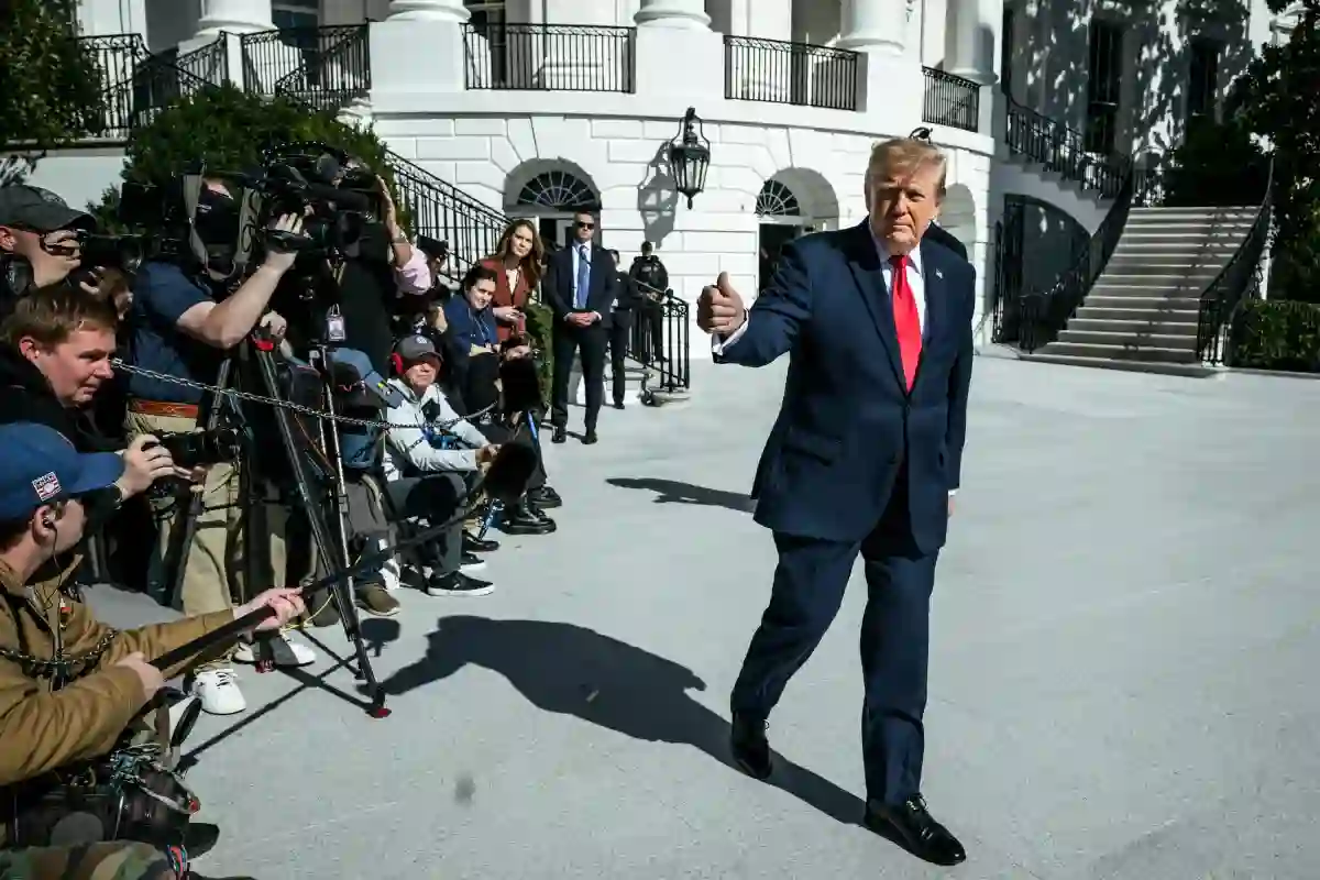 Trump diz que eleição no Brasil ‘pareceu fraudada’ e questiona votação até as 19h